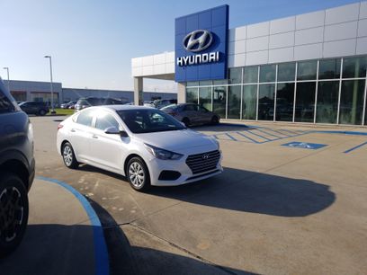Used 2022 Hyundai Accent SE