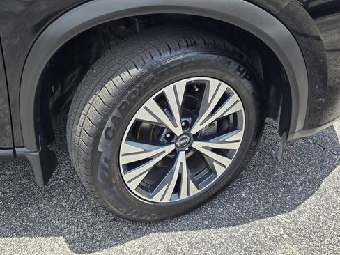 Used 2023 Nissan Rogue SV FWD image 6