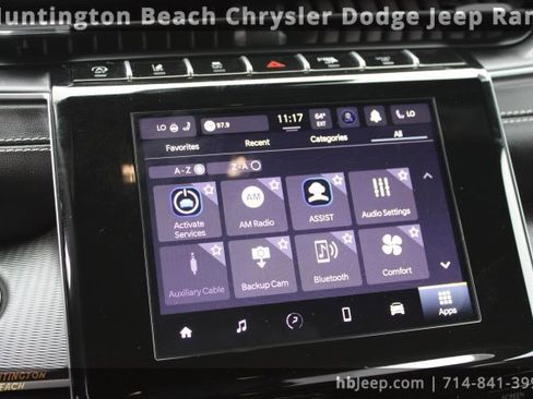 Used 2025 Jeep Grand Cherokee L Altitude image 24