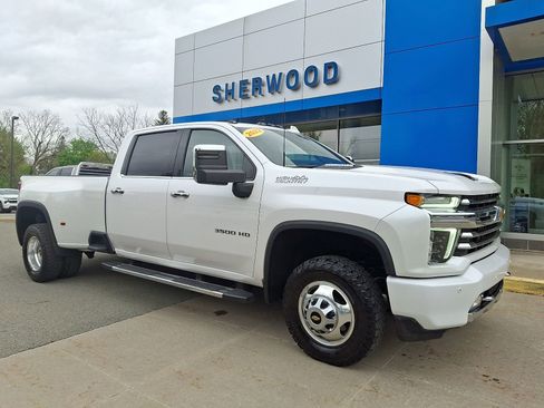 Used 2022 Chevrolet Silverado 3500 High Country w/ Safety Package II AWD/4WD image 1