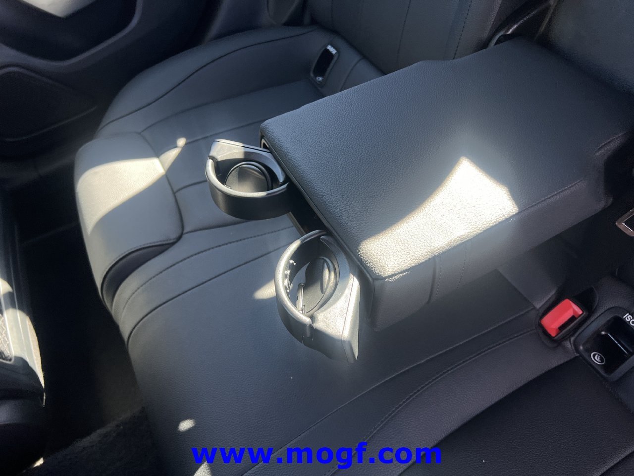 Used 2025 Mercedes-Benz CLA 250 4MATIC image 23