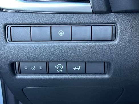 New 2026 Nissan Rogue SV image 32