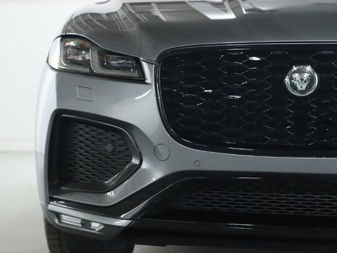 Used 2025 Jaguar F-PACE R-Dynamic S image 43