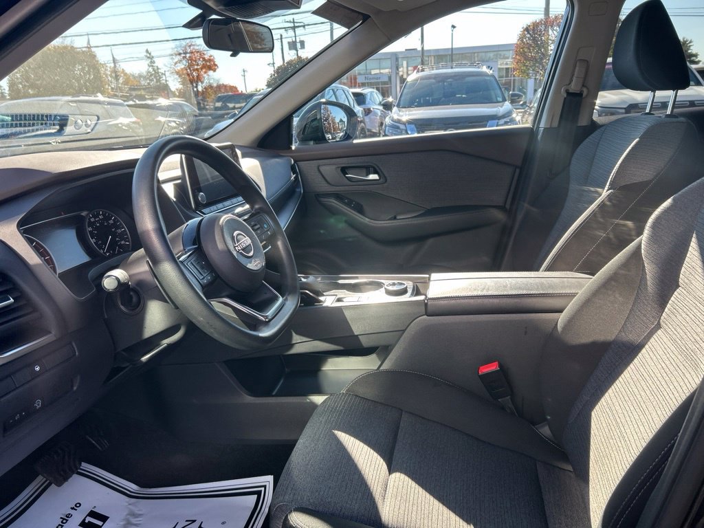 Used 2023 Nissan Rogue SV AWD/4WD image 13