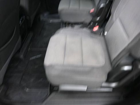 Used 2023 Chevrolet Traverse LT image 22