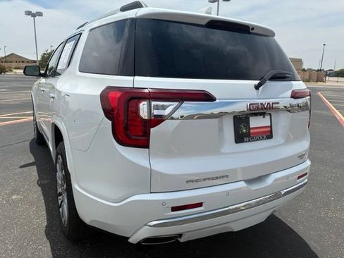 Used 2023 GMC Acadia Denali w/ Denali Ultimate Package FWD image 4