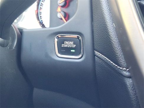 Used 2023 GMC Acadia Denali w/ Black Diamond Edition image 21