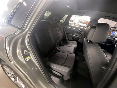 Certified 2023 Audi Q3 2.0T Premium w/ Black Optic Sport Package image 29