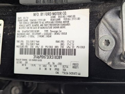 Used 2014 Ford Fusion SE FWD image 12