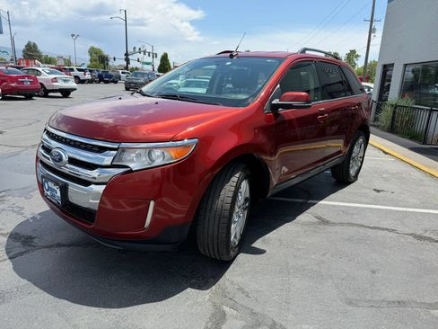 Used 2014 Ford Edge Limited w/ Driver Entry Package AWD/4WD image 3