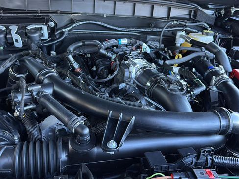 New 2025 Ford Bronco Badlands image 46