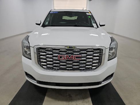 Used 2020 GMC Yukon XL Denali w/ Open Road Package AWD/4WD image 2