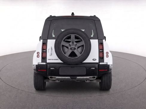 Used 2023 Land Rover Defender 90 X-Dynamic SE AWD/4WD image 7