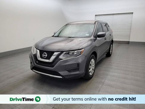 Used 2017 Nissan Rogue S FWD image 1