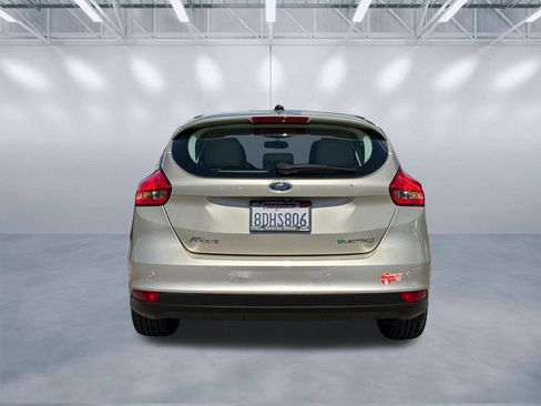Used 2017 Ford Focus Electric Hatchback FWD image 5