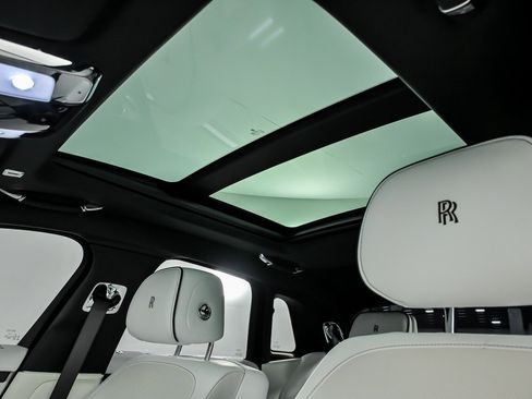 Used 2022 Rolls-Royce Ghost AWD/4WD image 24