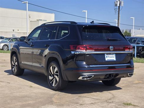 New 2026 Volkswagen Atlas SE image 3
