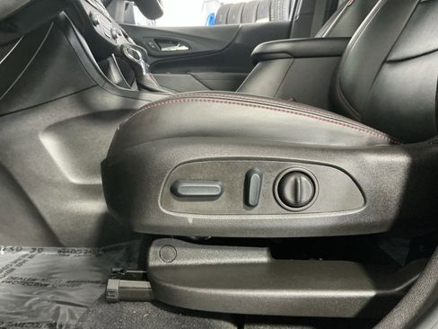 Used 2022 Chevrolet Equinox RS w/ RS Leather Package image 22