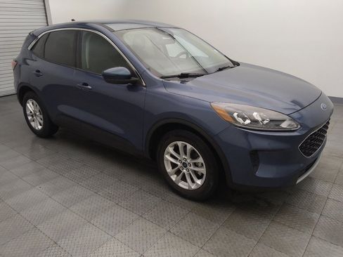 Used 2020 Ford Escape SE image 11