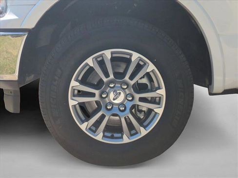 Used 2020 Ford F150 Lariat image 26