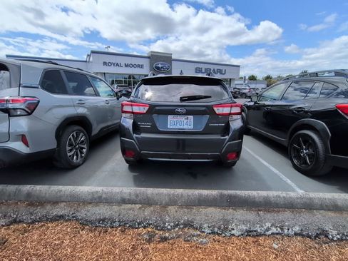 Used 2018 Subaru Crosstrek 2.0i Premium w/ Moonroof Package AWD/4WD image 6