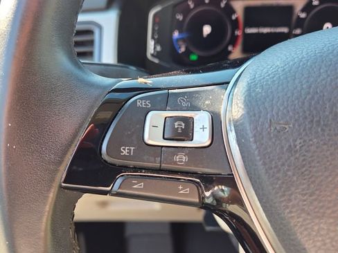 Used 2020 Volkswagen Atlas SEL image 27