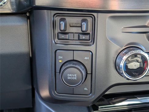 Used 2026 Ford F450 Lariat AWD/4WD image 27