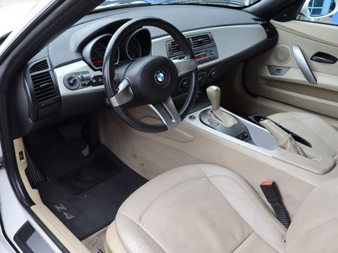 Used 2003 BMW Z4 3.0i RWD image 14