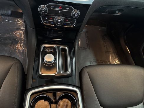 Certified 2023 Chrysler 300 Touring w/ Sport Appearance Package image 17