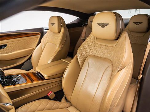 Used 2020 Bentley Continental GT AWD/4WD image 18