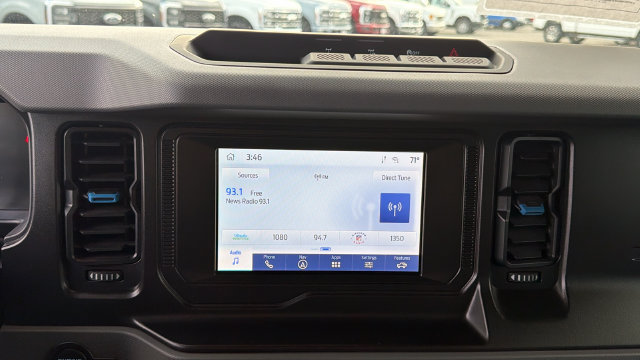 Certified 2022 Ford Bronco Black Diamond AWD/4WD image 26