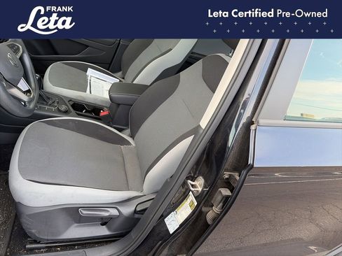 Used 2022 Volkswagen Taos S image 10