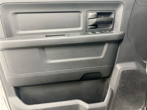 Used 2012 RAM 3500 ST w/ Chrome Appearance Group image 19