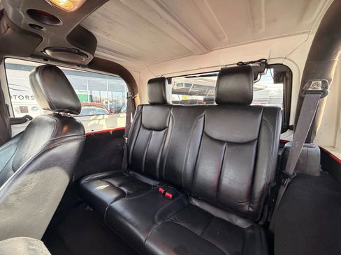 Used 2013 Jeep Wrangler Sahara image 11