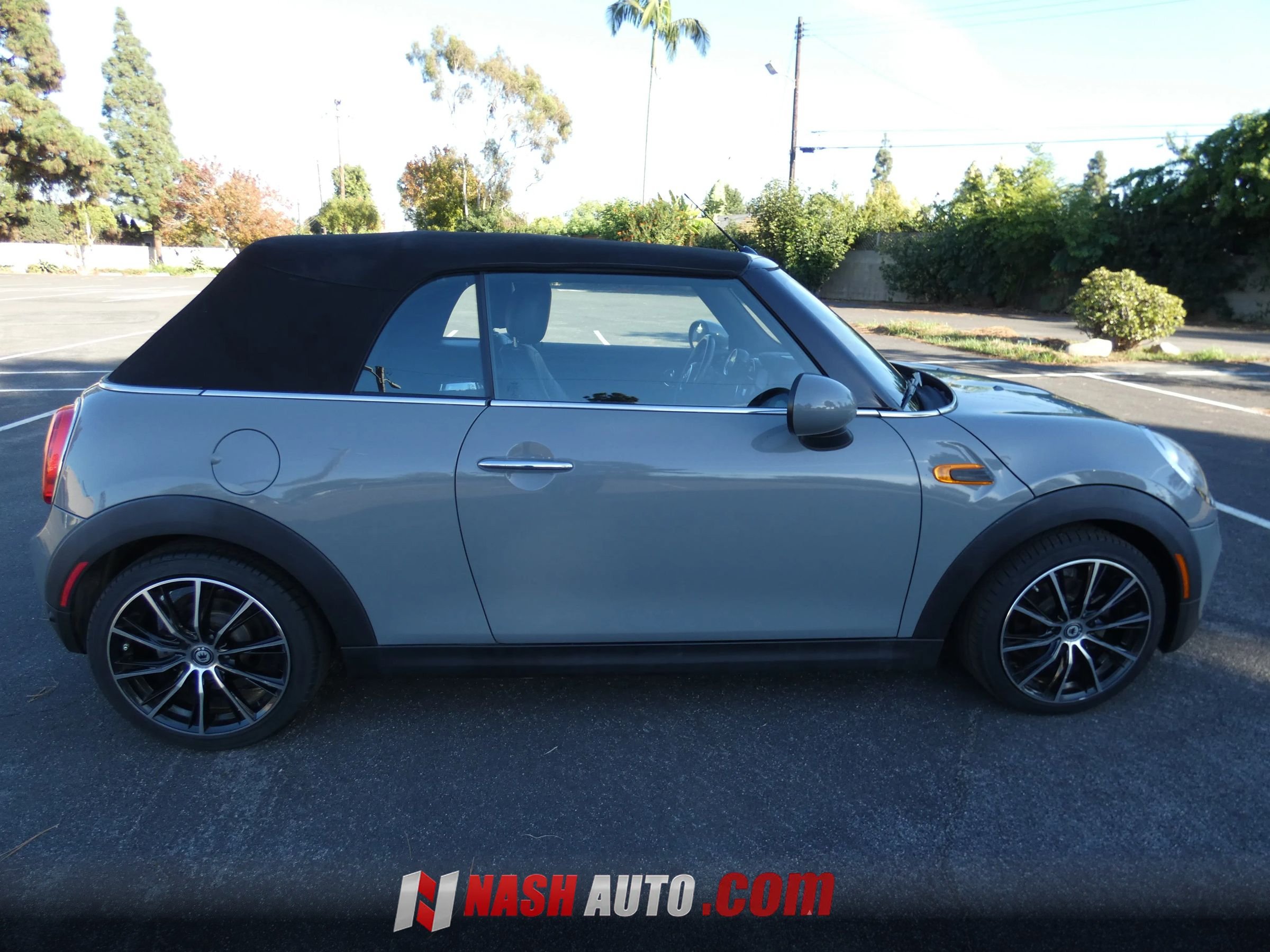 Used 2019 MINI Cooper Convertible FWD image 60