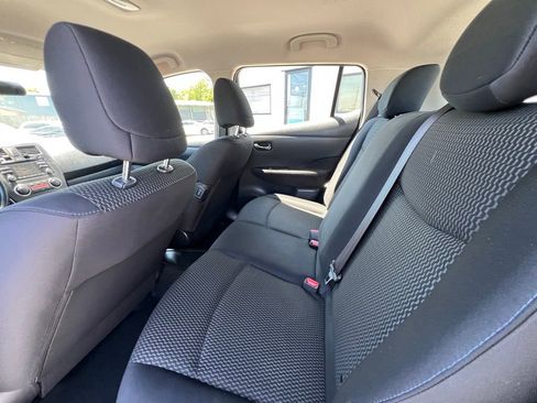 Used 2014 Nissan Leaf S FWD image 11