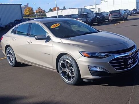 Used 2023 Chevrolet Malibu LT image 5