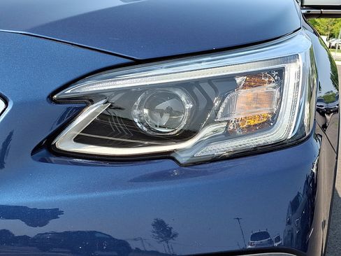 Used 2022 Subaru Outback Touring AWD/4WD image 10