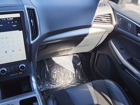 Used 2022 Ford Edge ST w/ Equipment Group 401A image 6