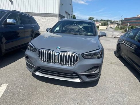 Used 2020 BMW X1 xDrive28i w/ Premium Package AWD/4WD image 3