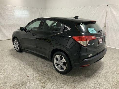 Used 2022 Honda HR-V LX image 7