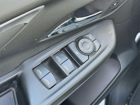 Used 2023 Chevrolet Bolt LT image 21