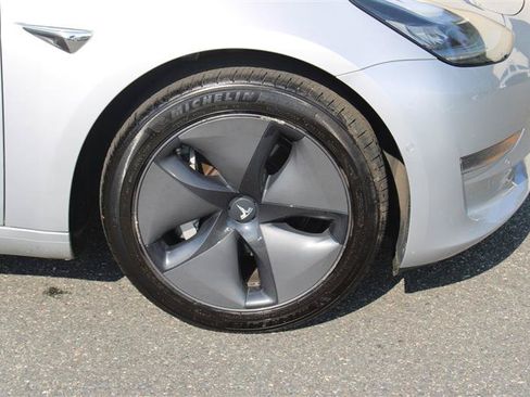 Used 2018 Tesla Model 3 Long Range AWD/4WD image 8