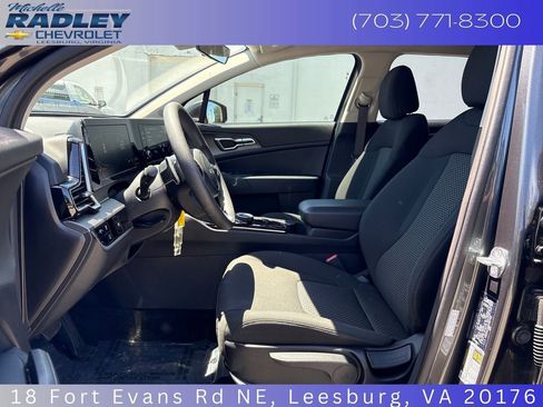 Used 2023 Kia Sportage LX AWD/4WD image 21