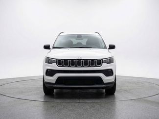 Used 2025 Jeep Compass Latitude video 1