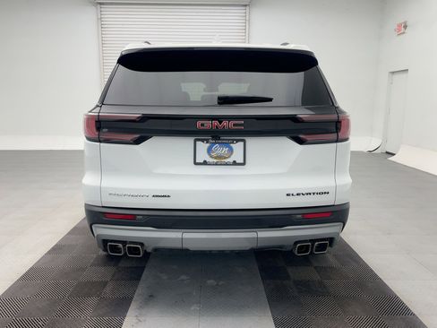 Used 2025 GMC Acadia Elevation w/ Elevation Premium Package image 10