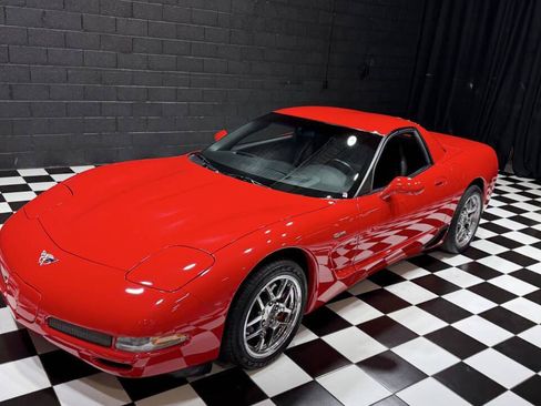 Used 2003 Chevrolet Corvette Z06 w/ Memory Package, 3 Drivers RWD image 14