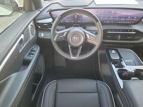 New 2026 Buick Enclave Avenir w/ Super Cruise Package image 12