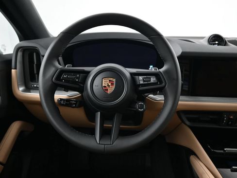 Certified 2026 Porsche Cayenne Coupe AWD/4WD image 13