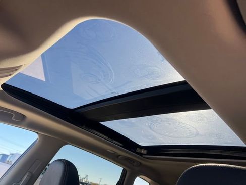 Used 2024 Nissan Murano SL image 12